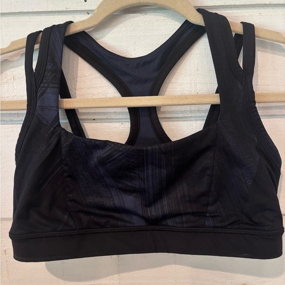 Lululemon Black and blue printed  Racerback Sports Bra - Picture 11 of 12